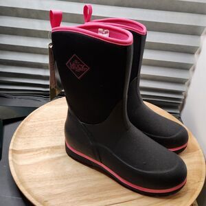 Muck Boot Element Kids Snow Boots – Youth Size 6 – Black & Pink – Rated to -20°F